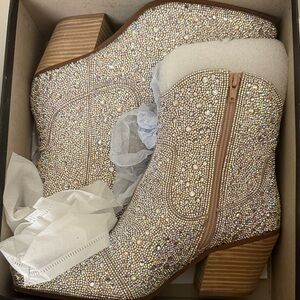 NWT Betsey Johnson Sparkling Rhinestone Ankle Boots size 9 bridal